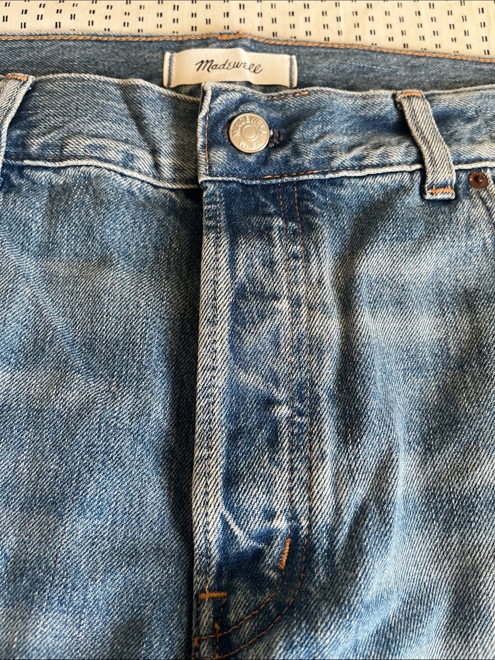Madewell Longline Straight Jeans, 33R, NWT - Picture 3 of 10